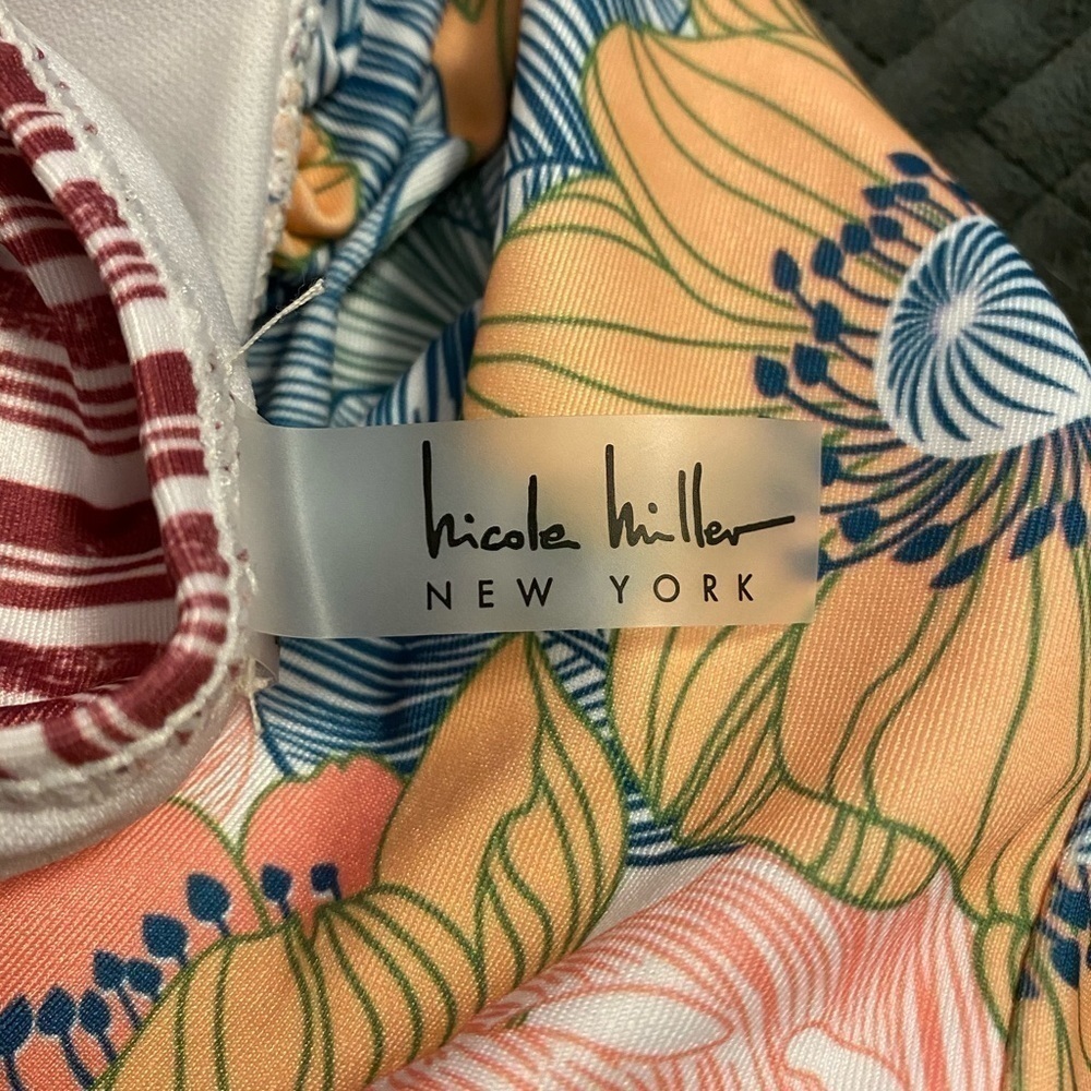 NWT Nicole Miller Convertible One Piece Floral - Picture 9 of 10